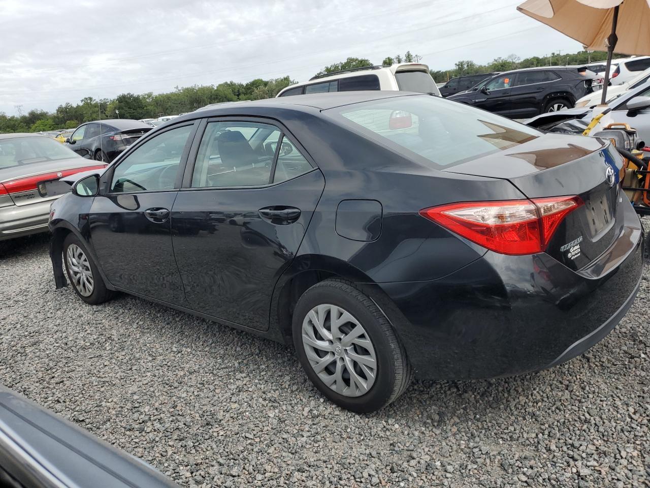 2019 Toyota Corolla Le - zdjęcie 2