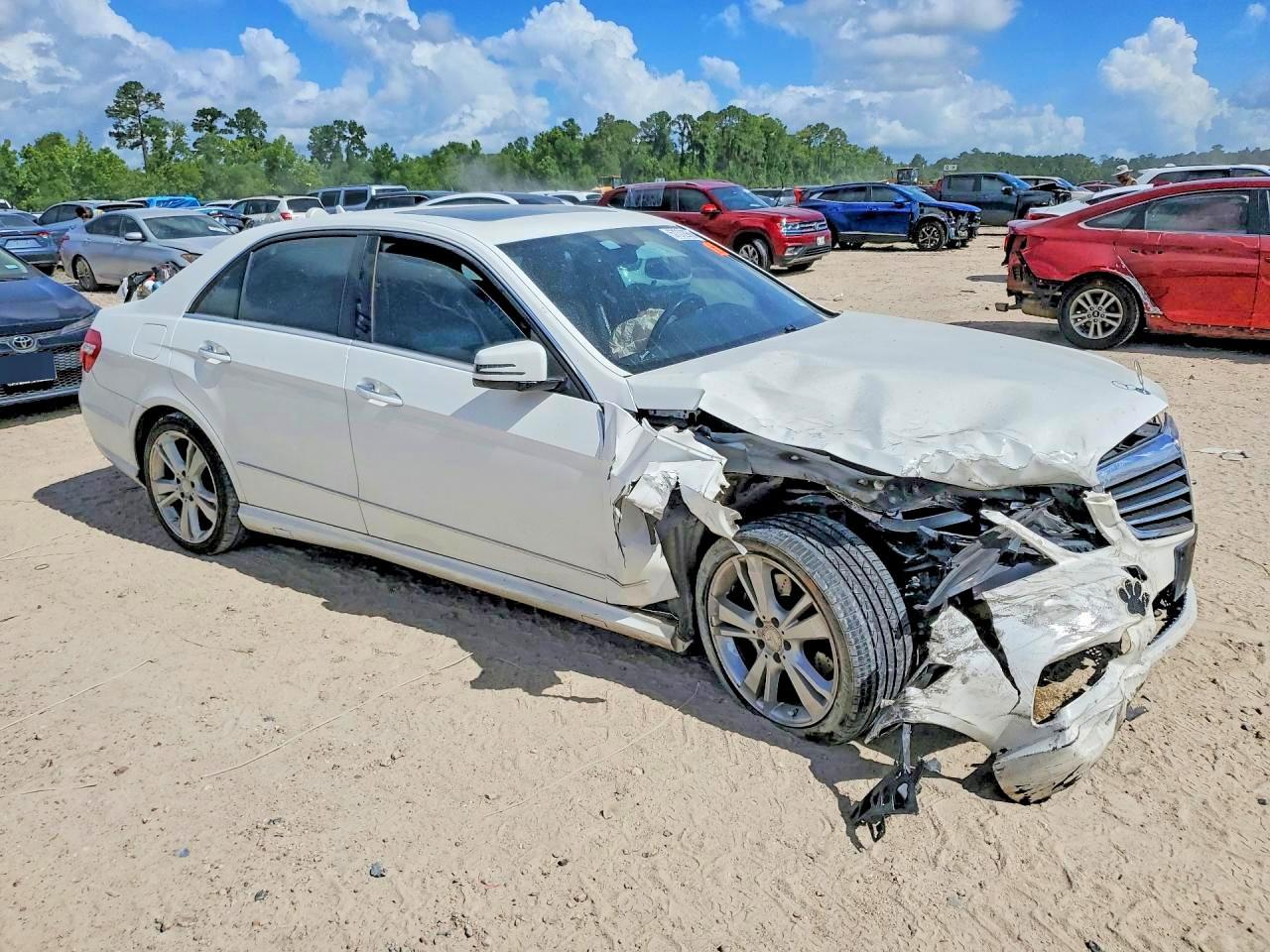 2013 Mercedes-Benz E 350 - zdjęcie 4