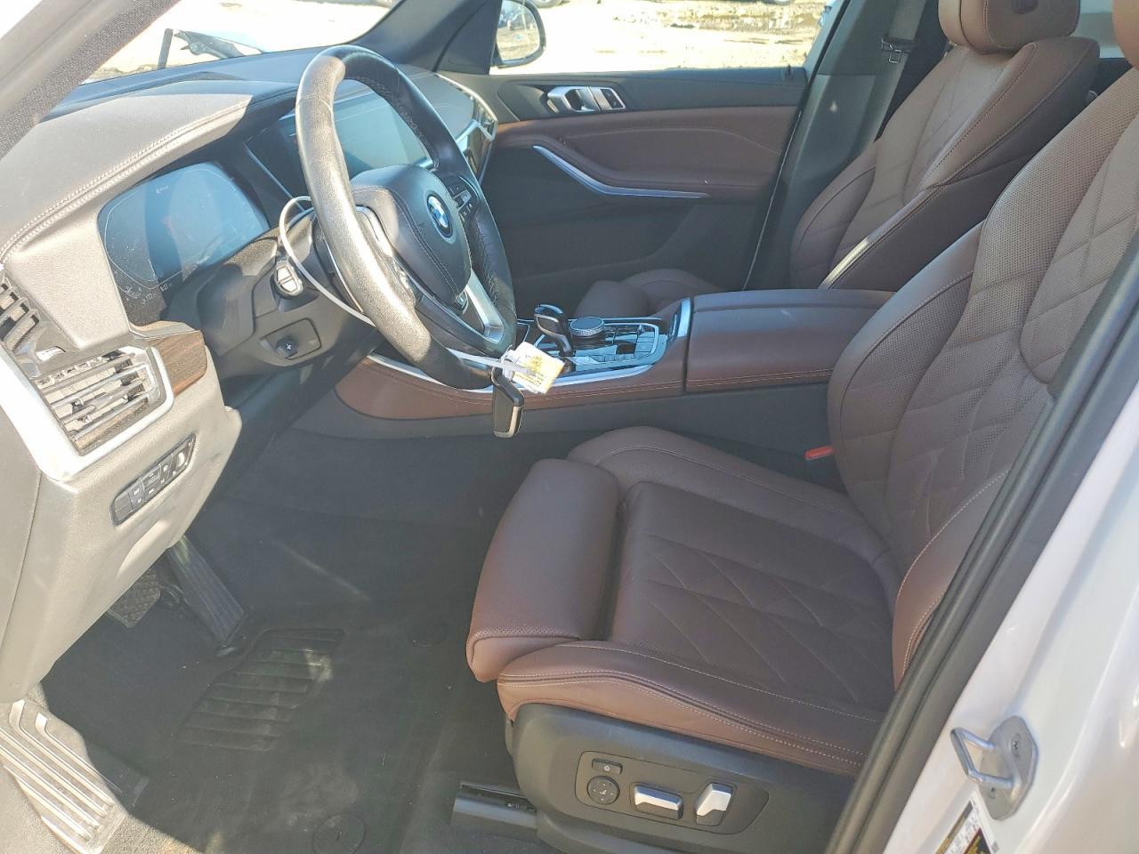 2023 BMW X5 xDrive45E - zdjęcie 7