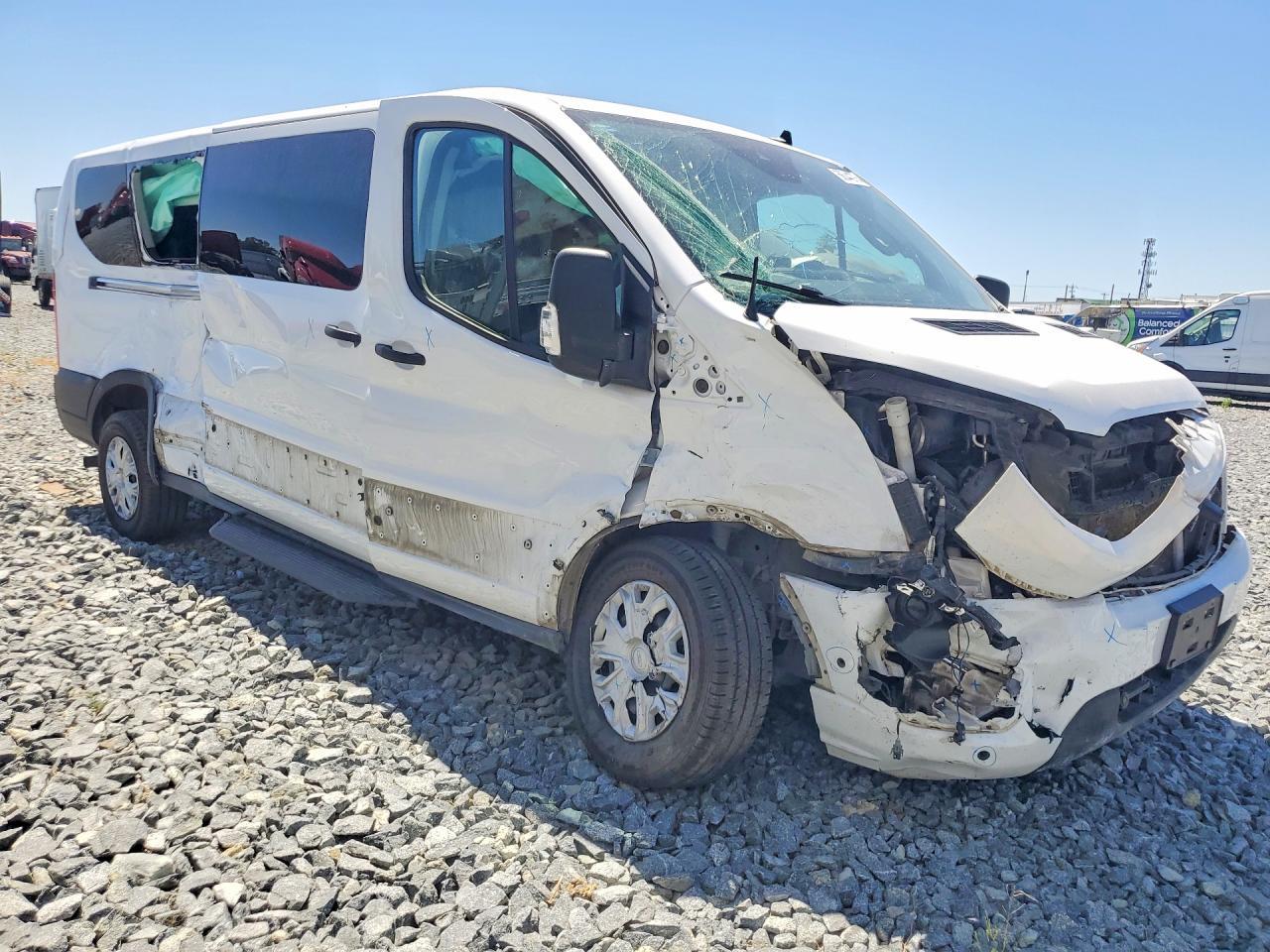 2025 Ford Transit T-350 - zdjęcie 4