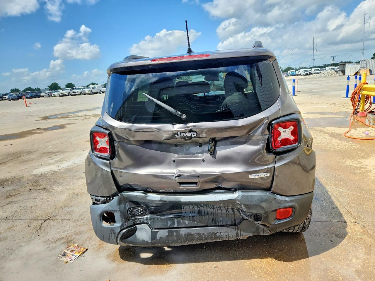 2018 Jeep Renegade Latitude - zdjęcie 6