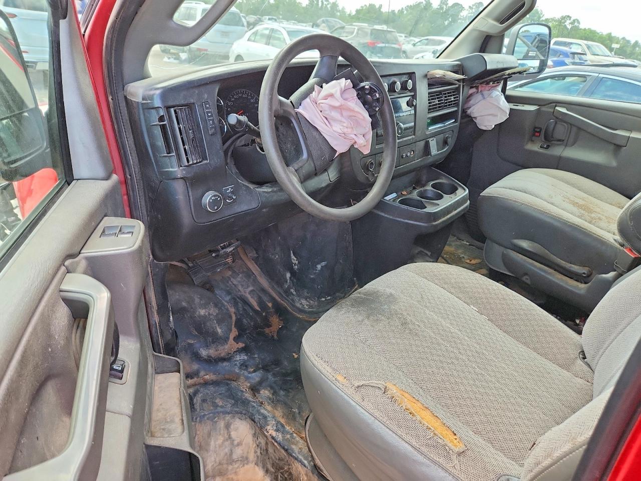 2019 Chevrolet Express G2500 - zdjęcie 8