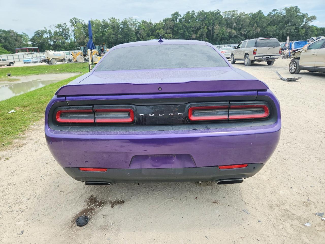 2016 Dodge Challenger R - zdjęcie 6