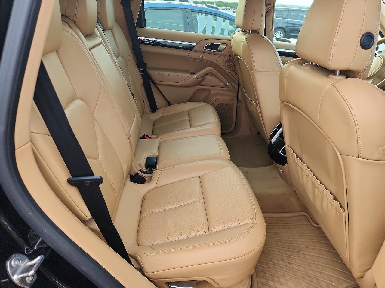 2013 Porsche Cayenne S Hybrid - zdjęcie 11