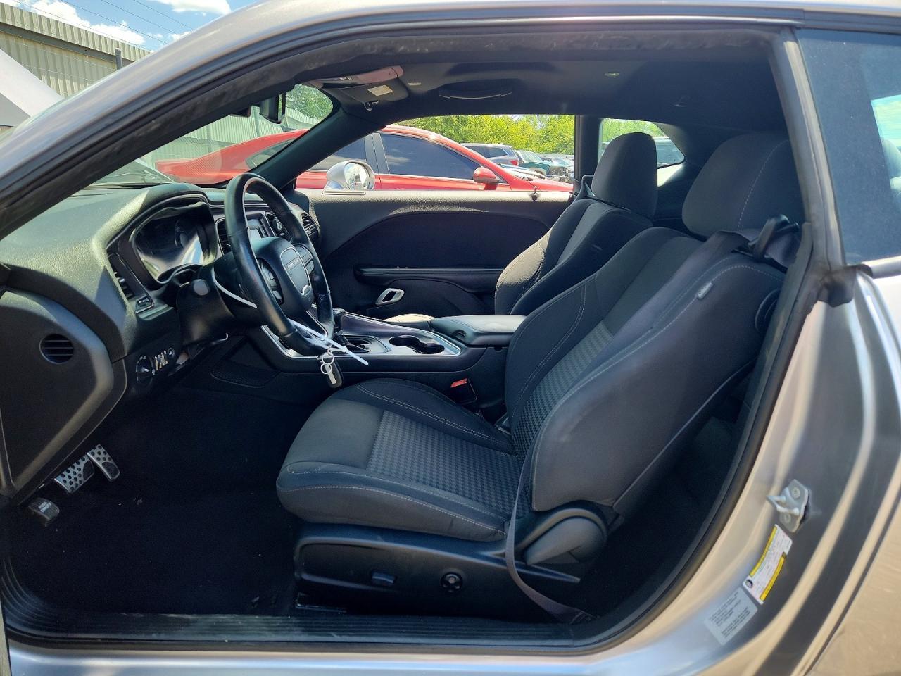 2017 Dodge Challenger Sxt - zdjęcie 6