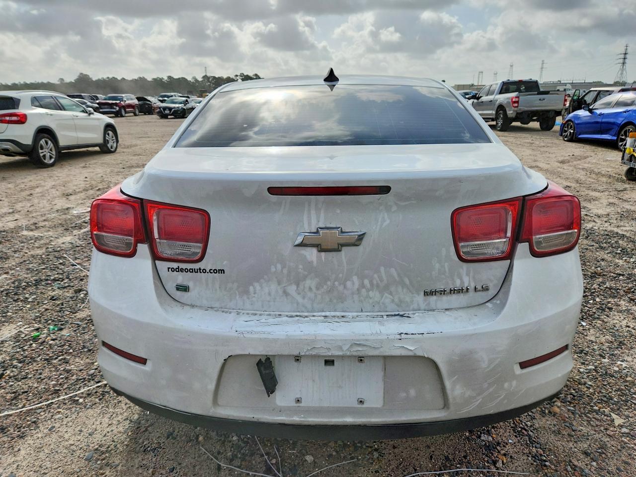 2015 Chevrolet Malibu Ls - zdjęcie 5