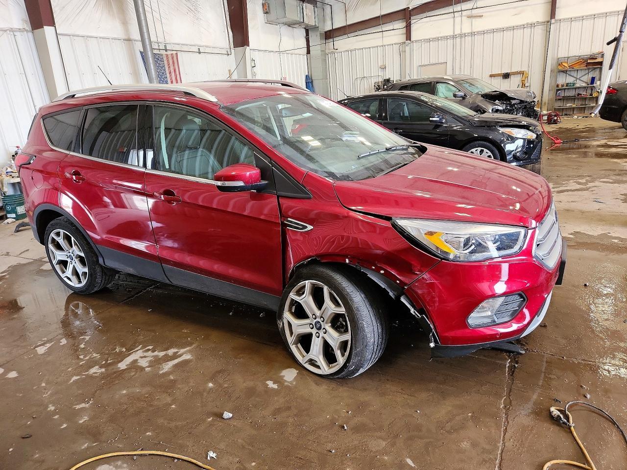 2019 Ford Escape Titanium - zdjęcie 4