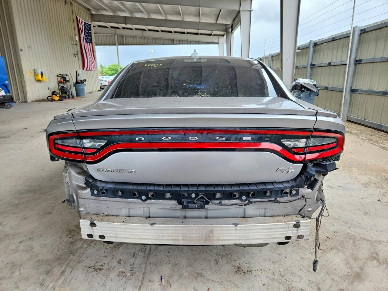 2017 Dodge Charger R - zdjęcie 6