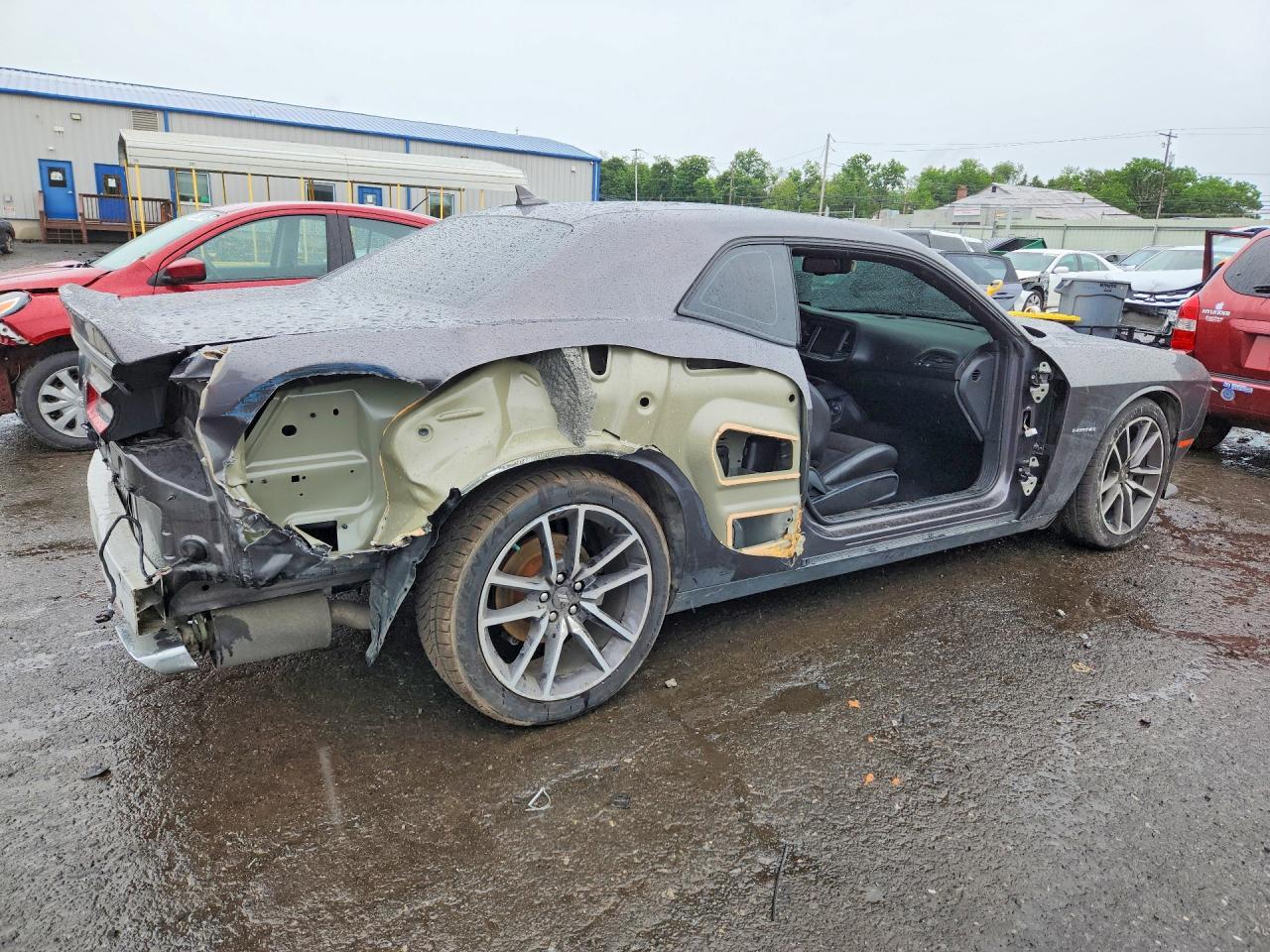 2022 Dodge Challenger R - zdjęcie 3