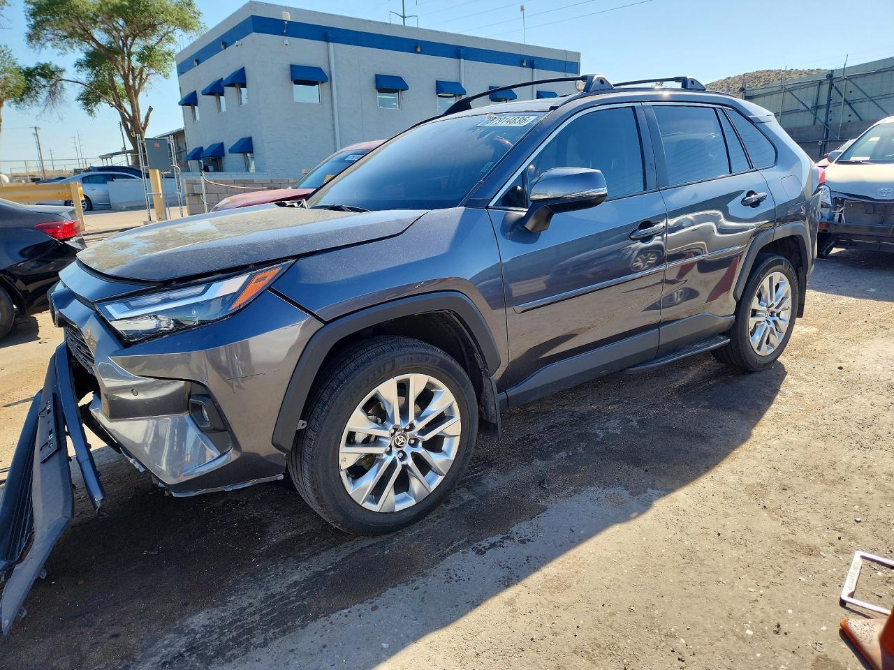 2024 Toyota Rav4 Xle Premium - zdjęcie główne