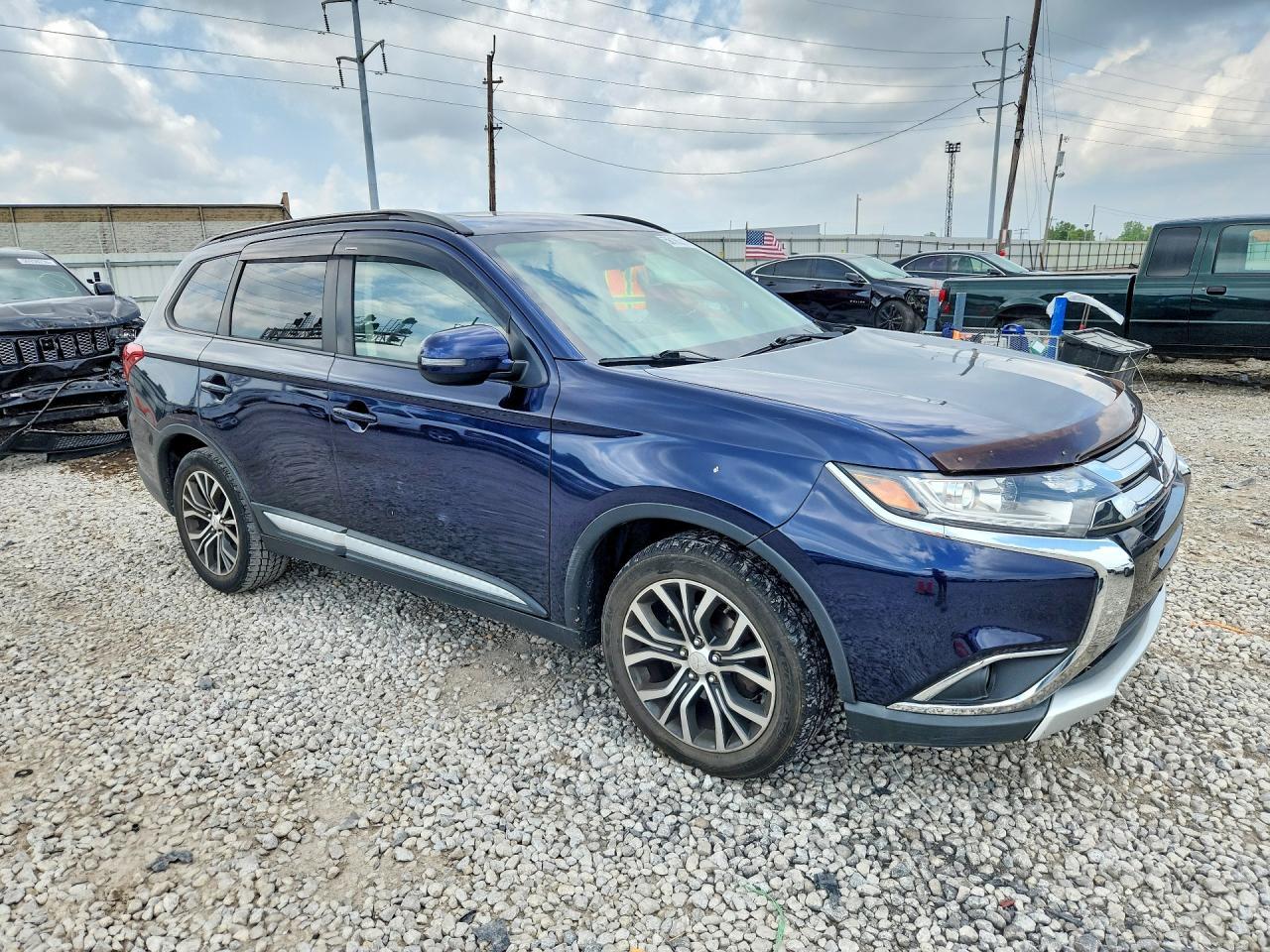 2016 Mitsubishi Outlander Se - zdjęcie 4