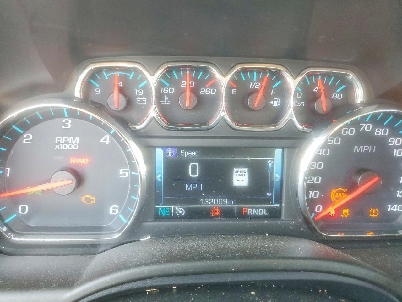 2018 Chevrolet Tahoe C1500 Lt - zdjęcie 9