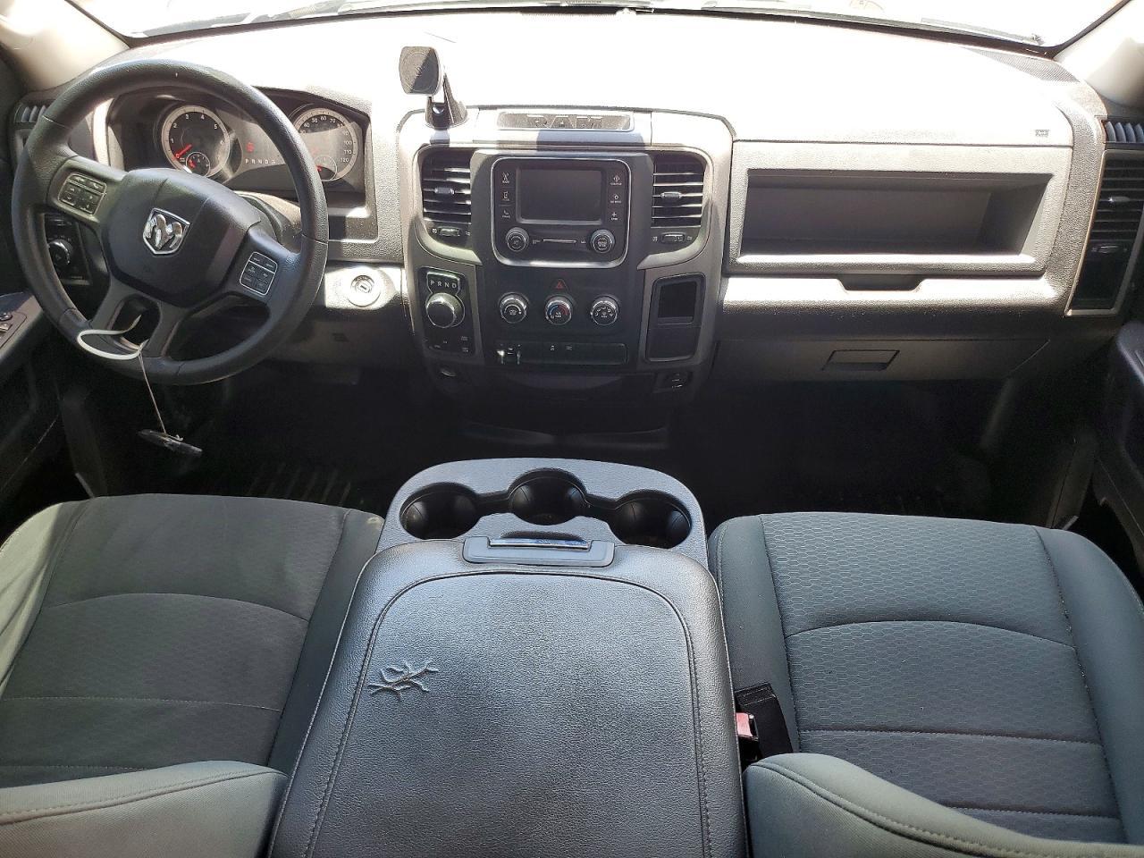 2015 Ram 1500 St - zdjęcie 8