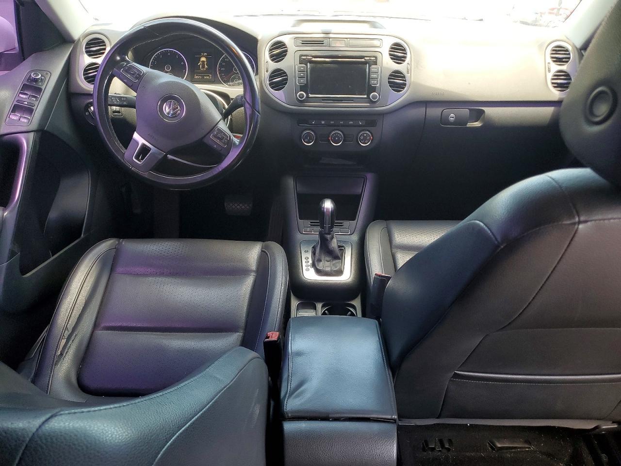 2013 Volkswagen Tiguan S - zdjęcie 8