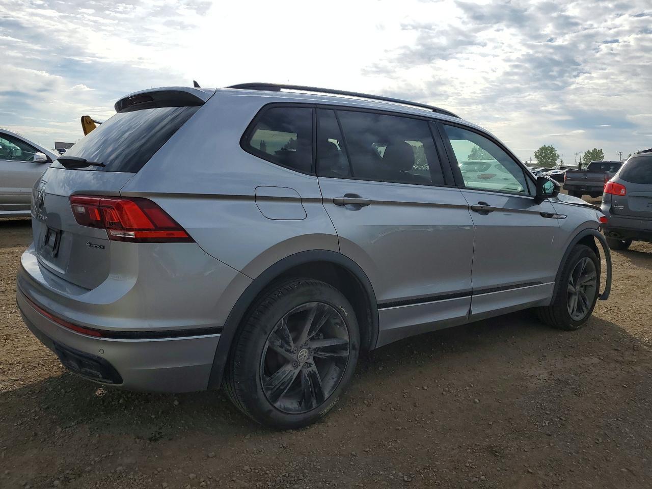 2023 Volkswagen Tiguan - zdjęcie 3