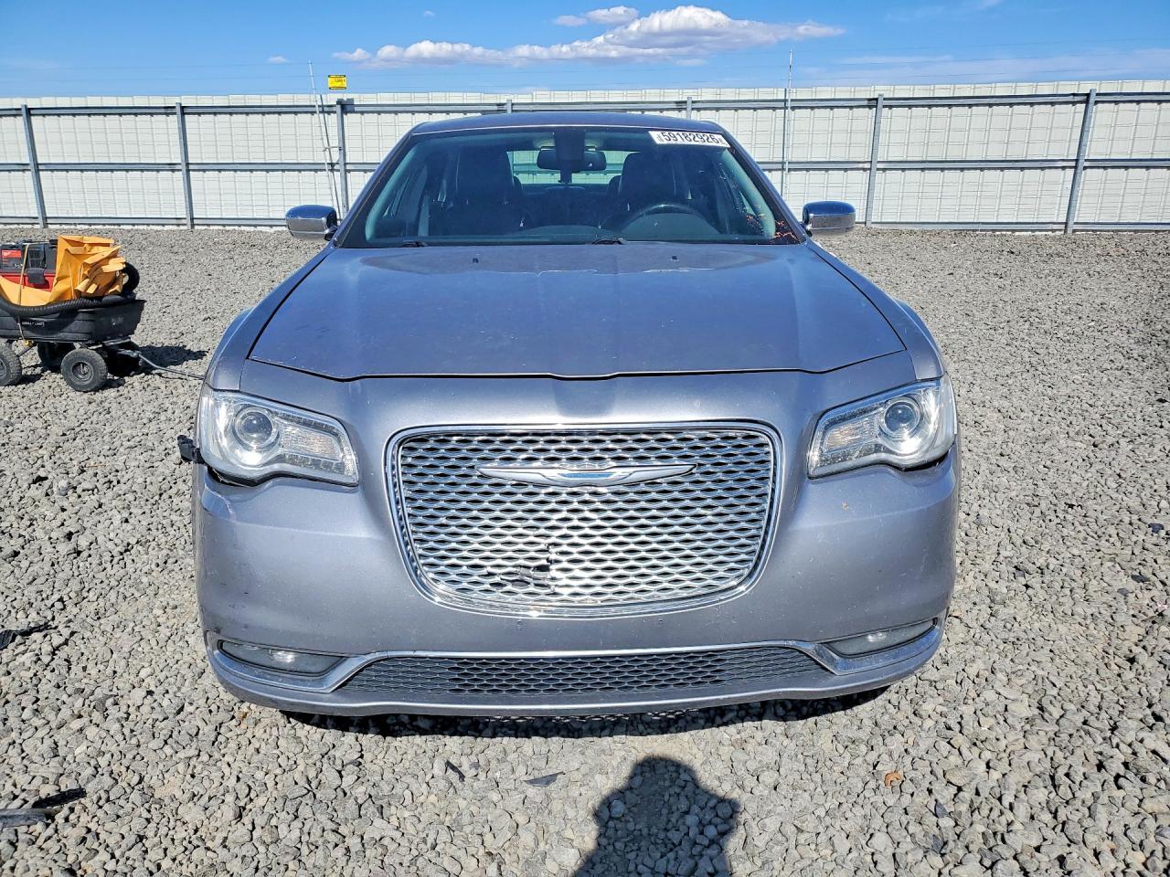 2016 Chrysler 300C - zdjęcie 5