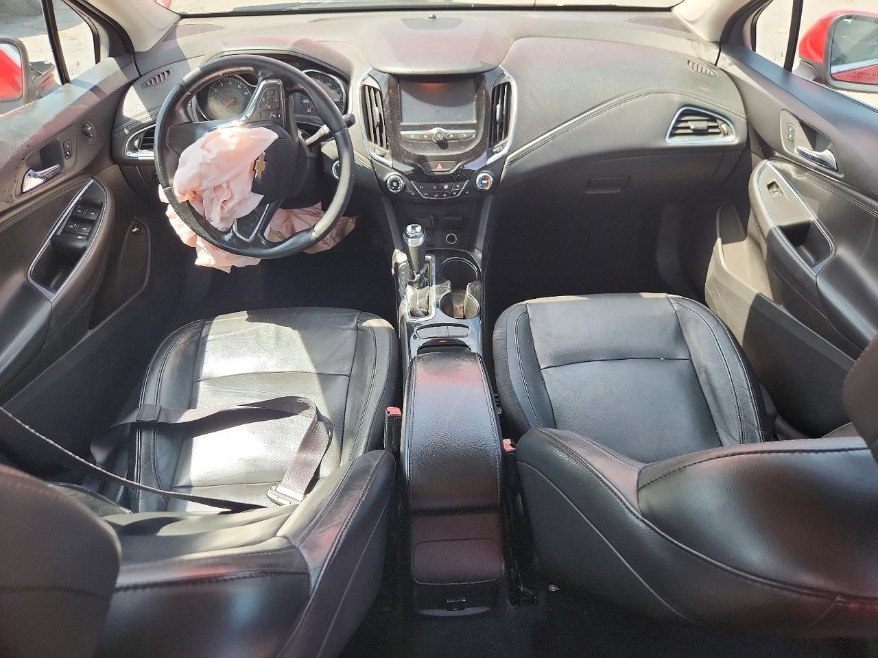 2017 Chevrolet Cruze Premier - zdjęcie 8