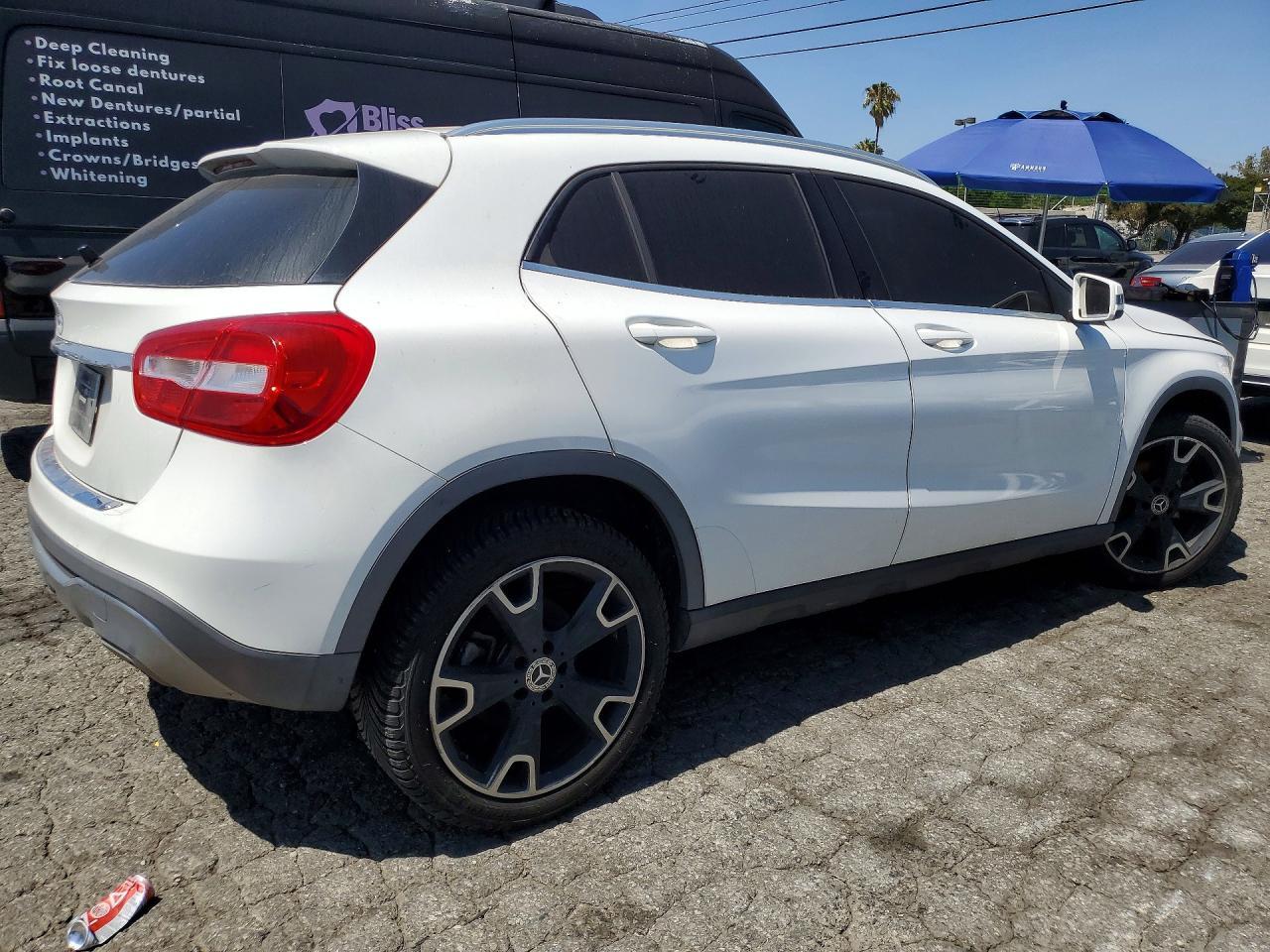 2018 Mercedes-Benz Gla 250 - zdjęcie 3