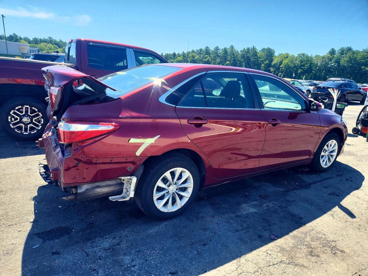 2017 Toyota Camry Le - zdjęcie 3
