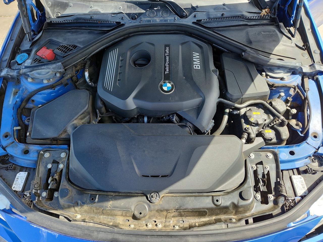 2017 BMW 330 I - zdjęcie 11