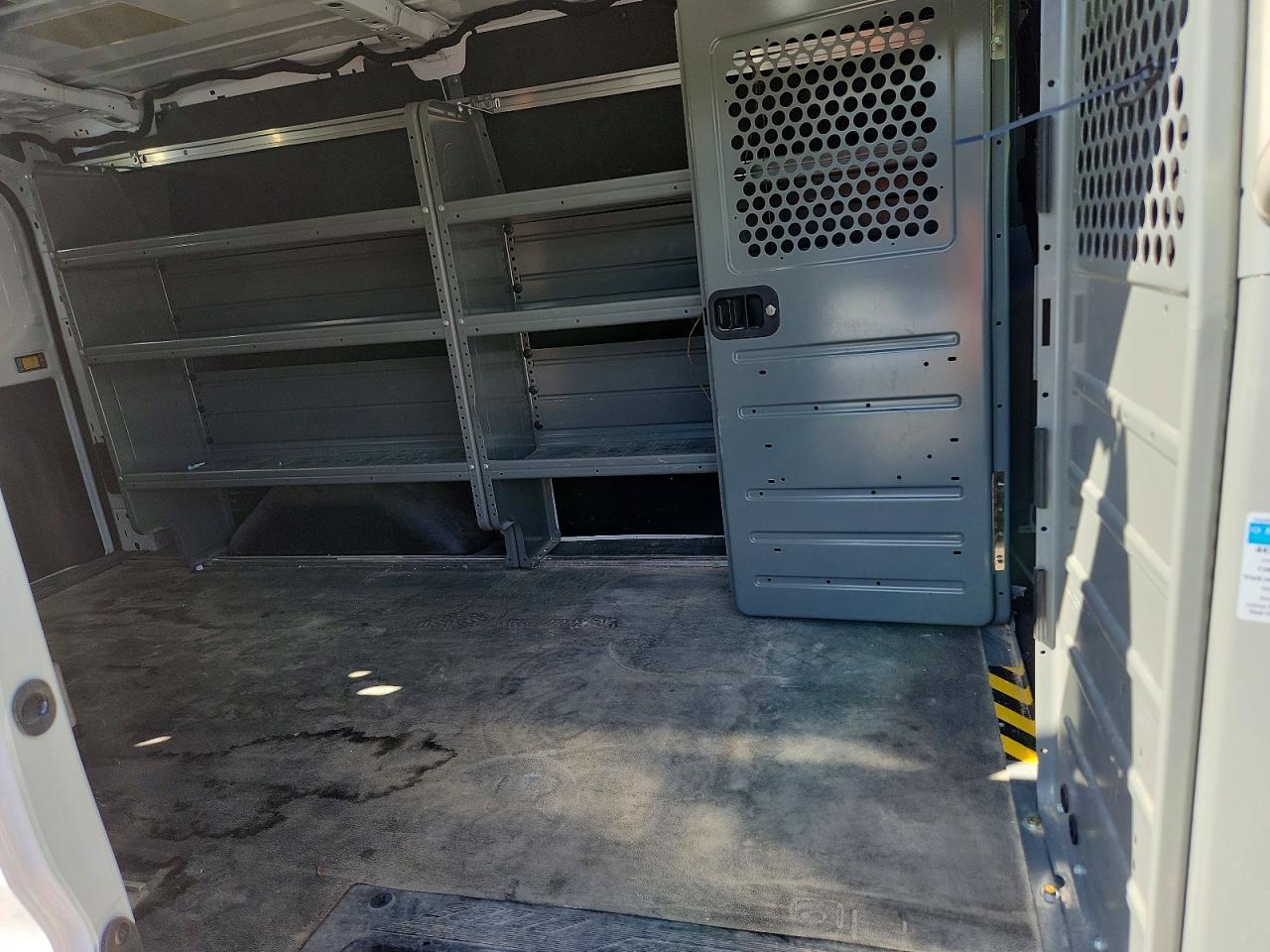 2021 Ford Transit T-150 - zdjęcie 11