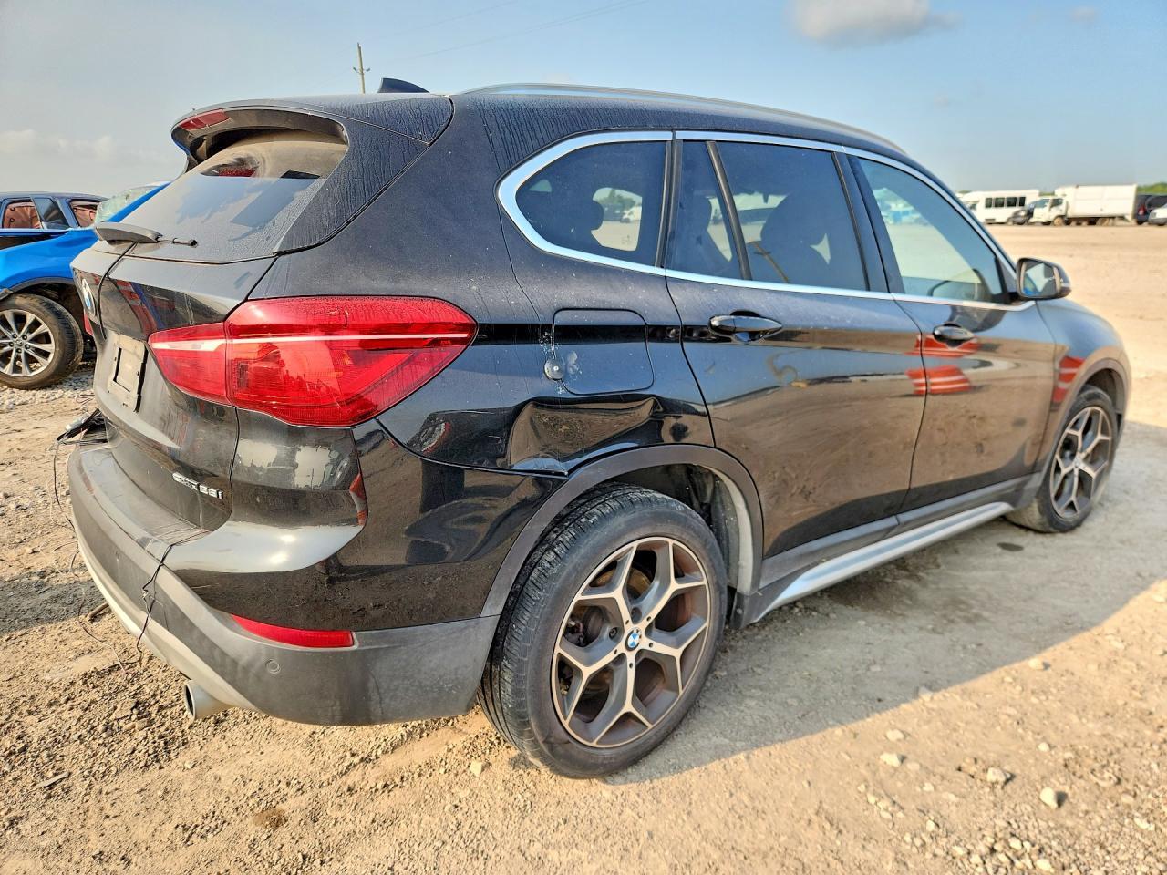 2019 BMW X1 Sdrive28I - zdjęcie 3