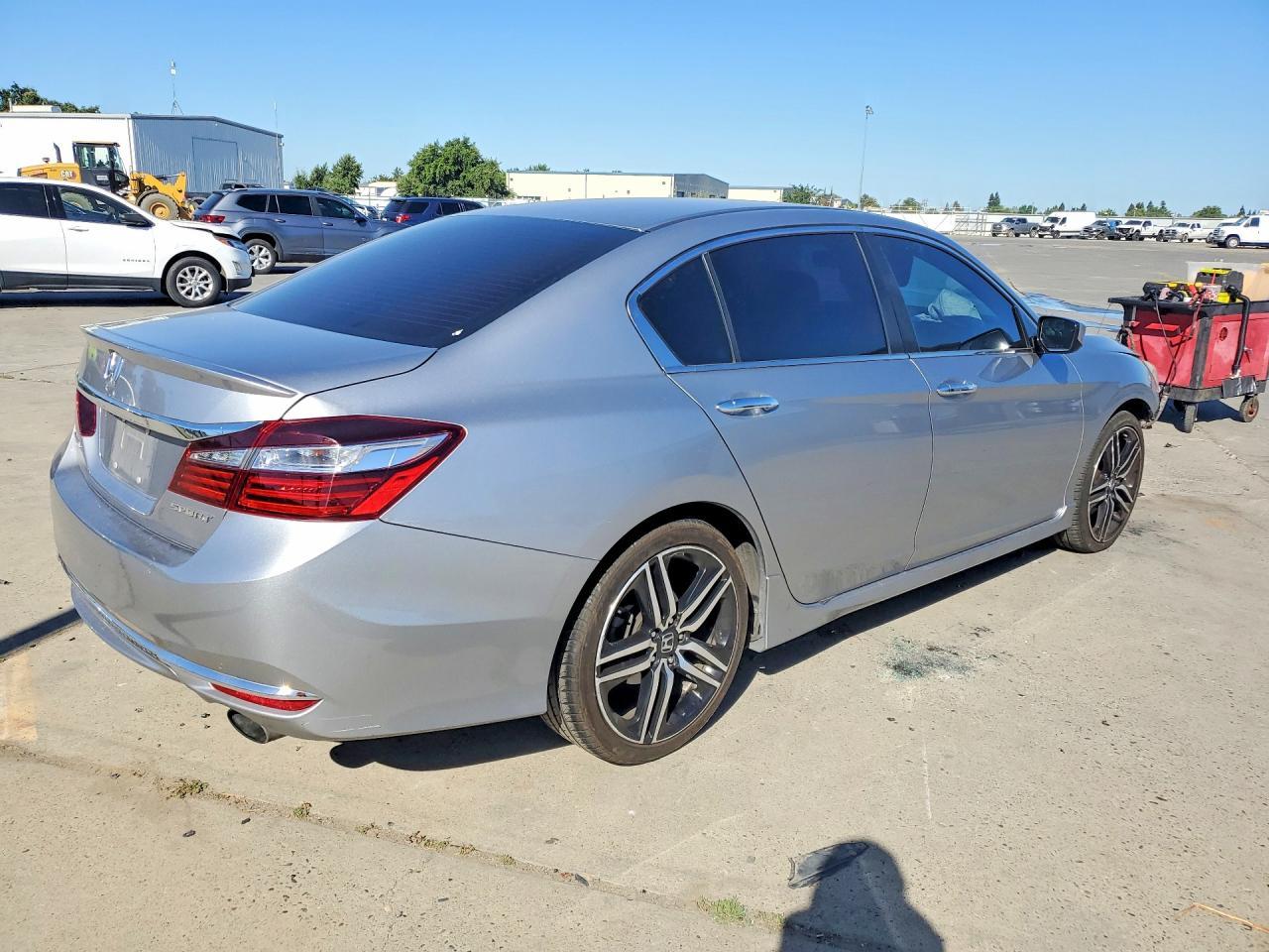 2017 Honda Accord Sport - zdjęcie 3