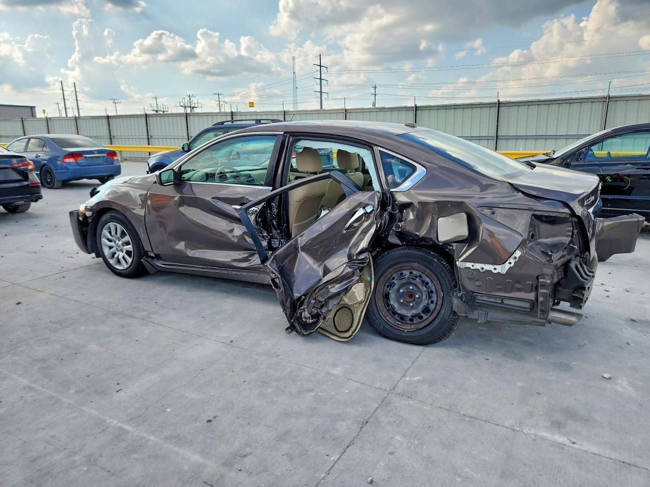 2015 Nissan Altima 2.5 S - zdjęcie 2