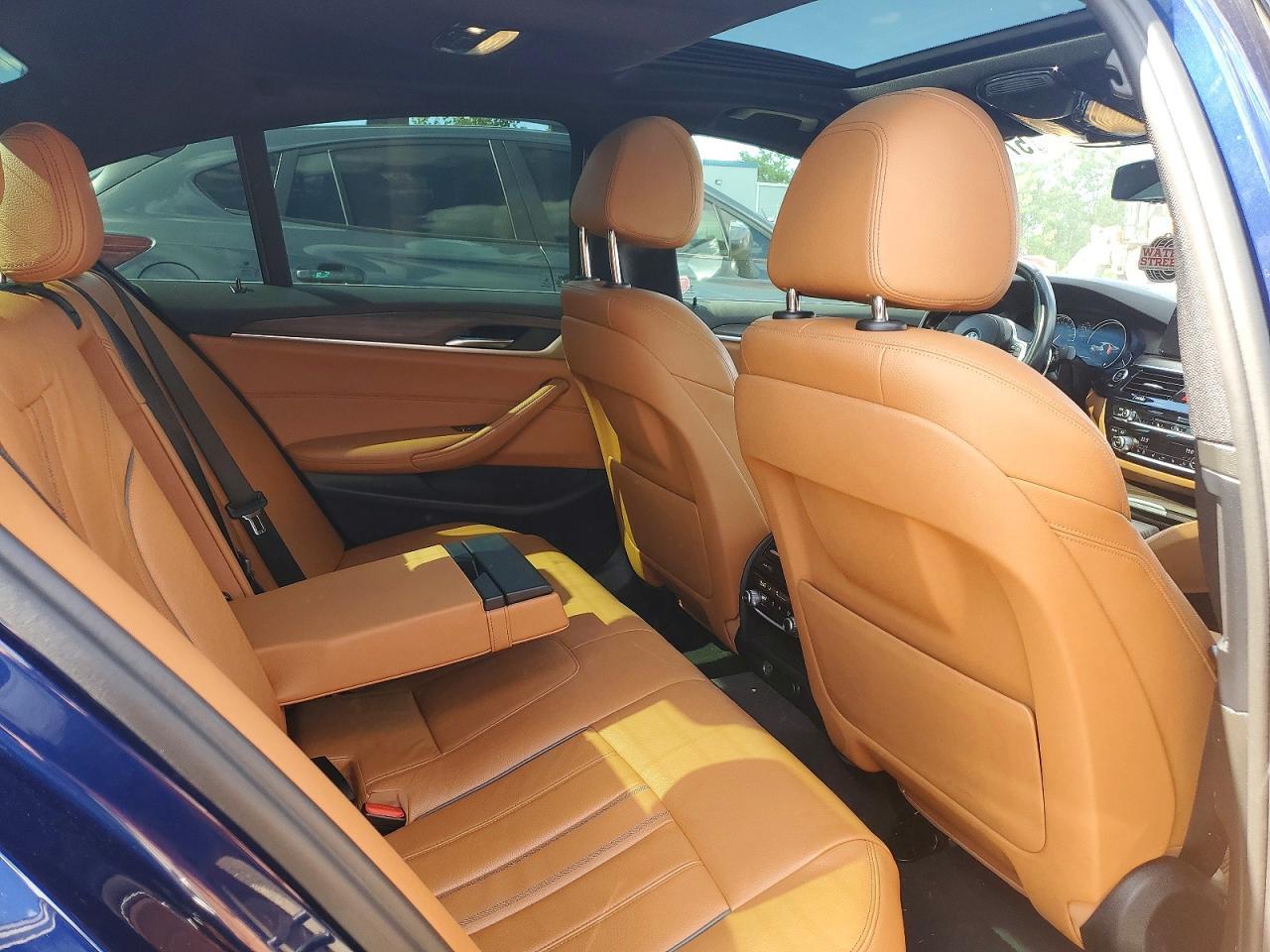 2017 BMW Seria 5 530i - zdjęcie 10
