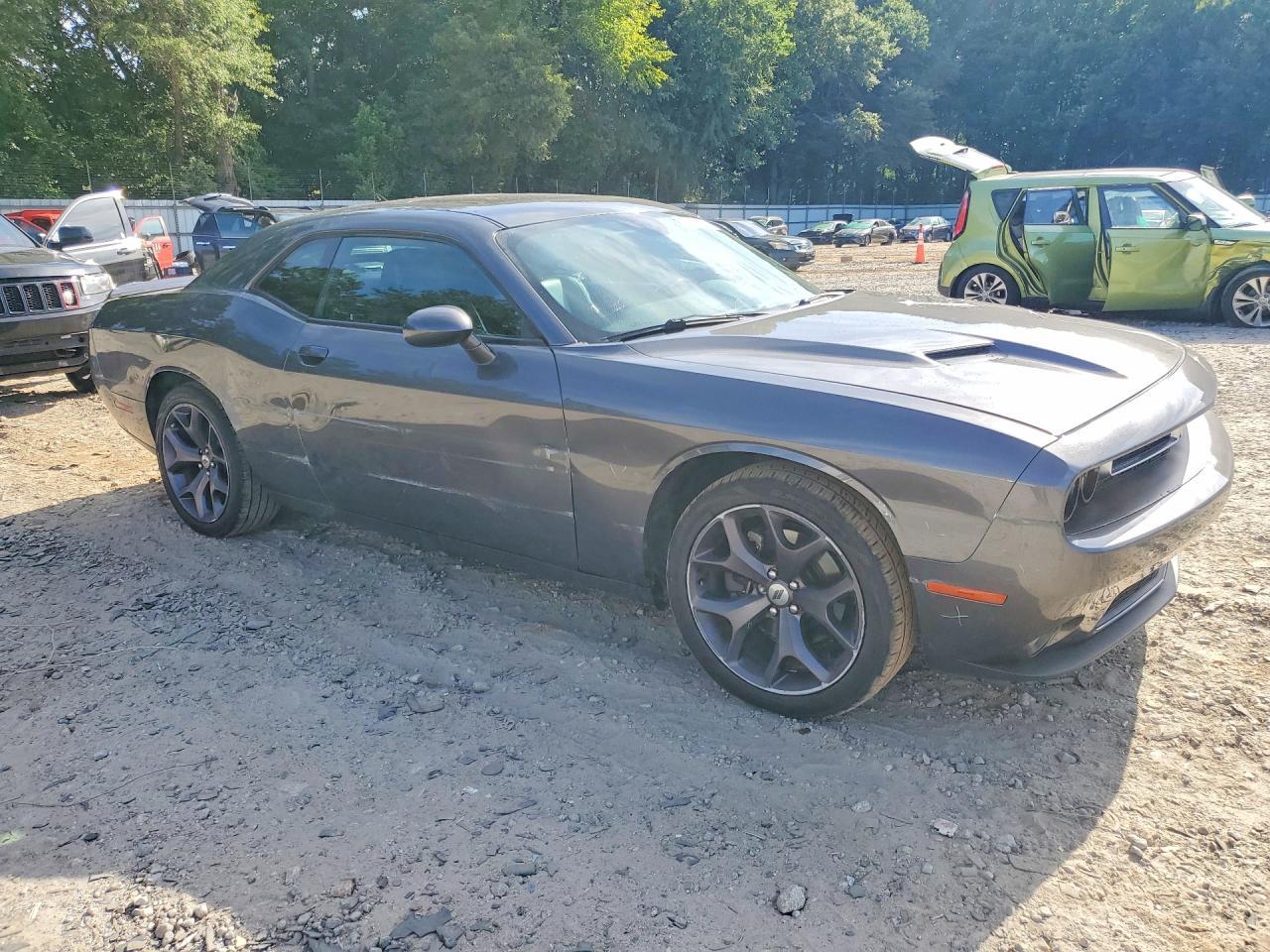 2019 Dodge Challenger Sxt - zdjęcie 4