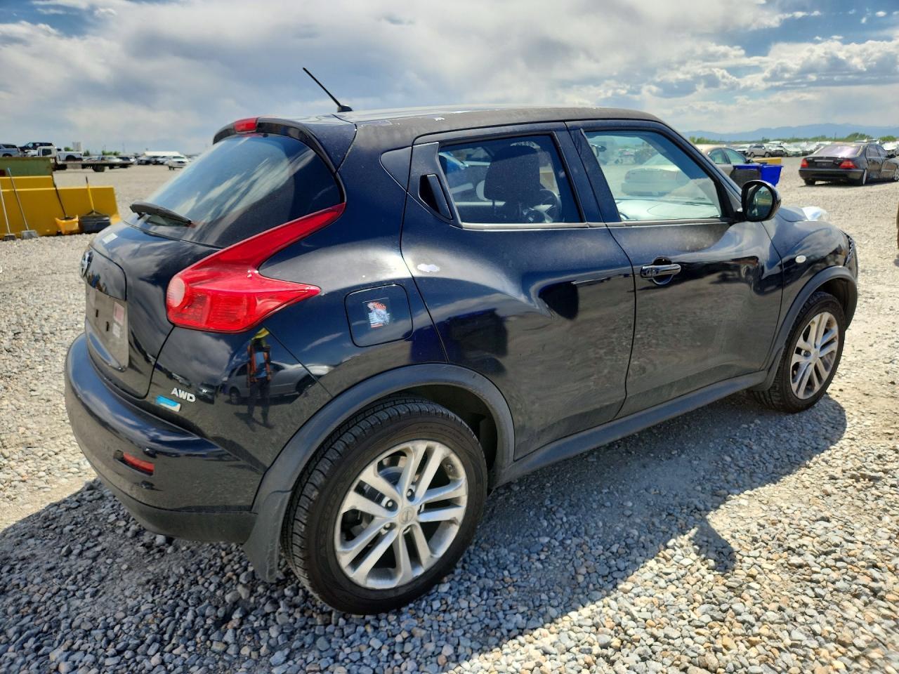 2014 Nissan Juke S - zdjęcie 3