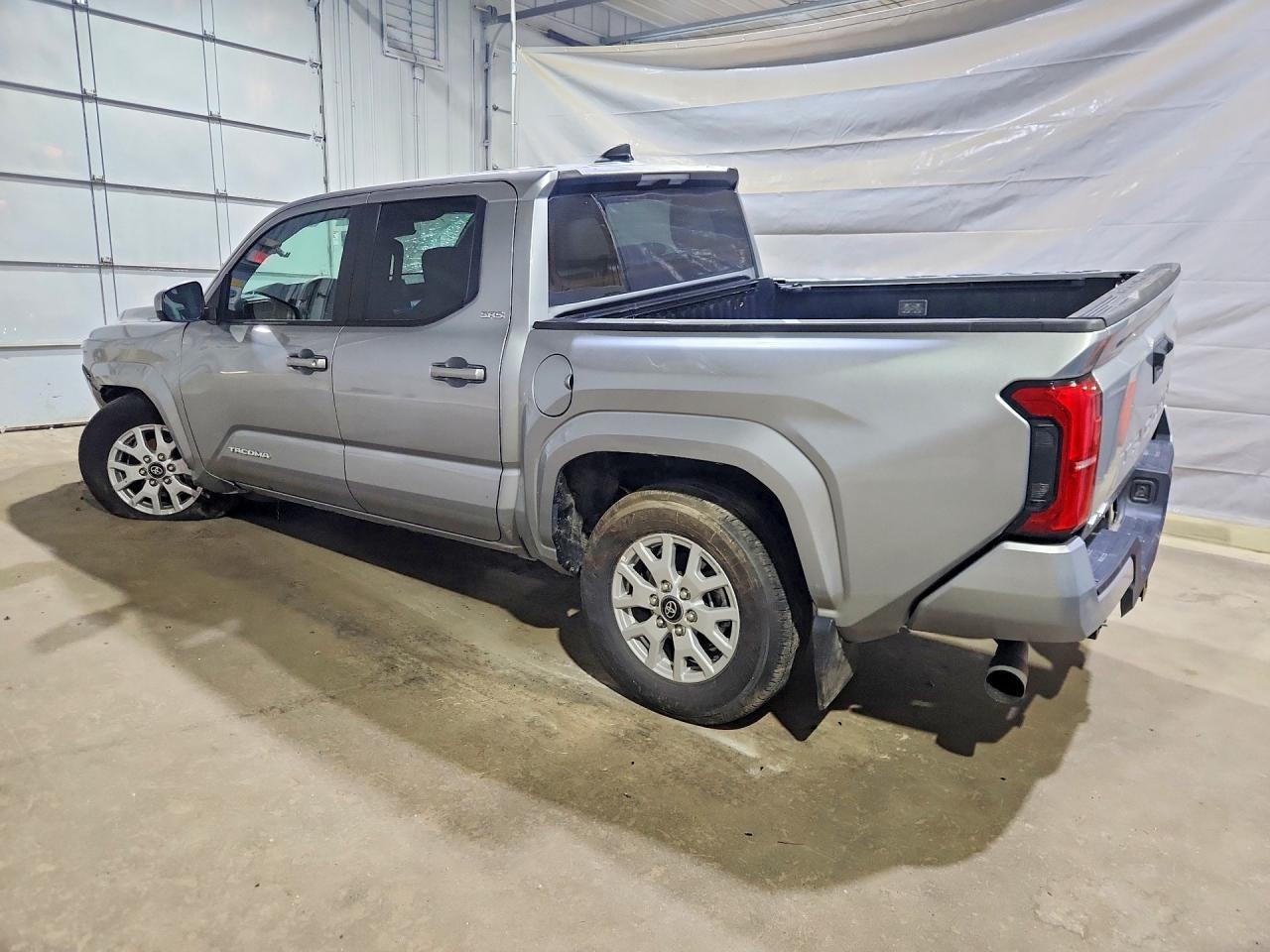 2025 Toyota Tacoma Sr5 - zdjęcie 2