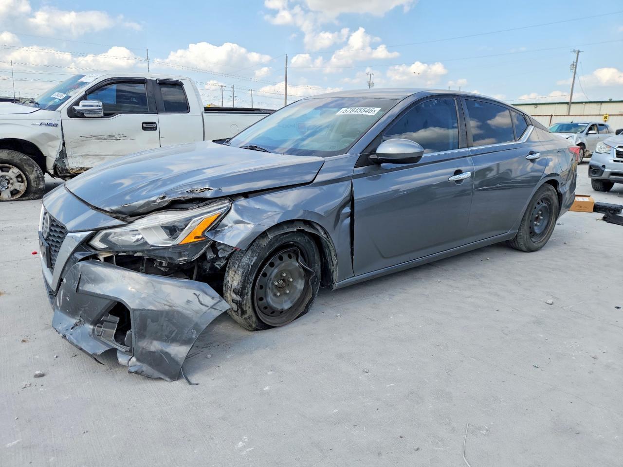 2019 Nissan Altima S - zdjęcie główne