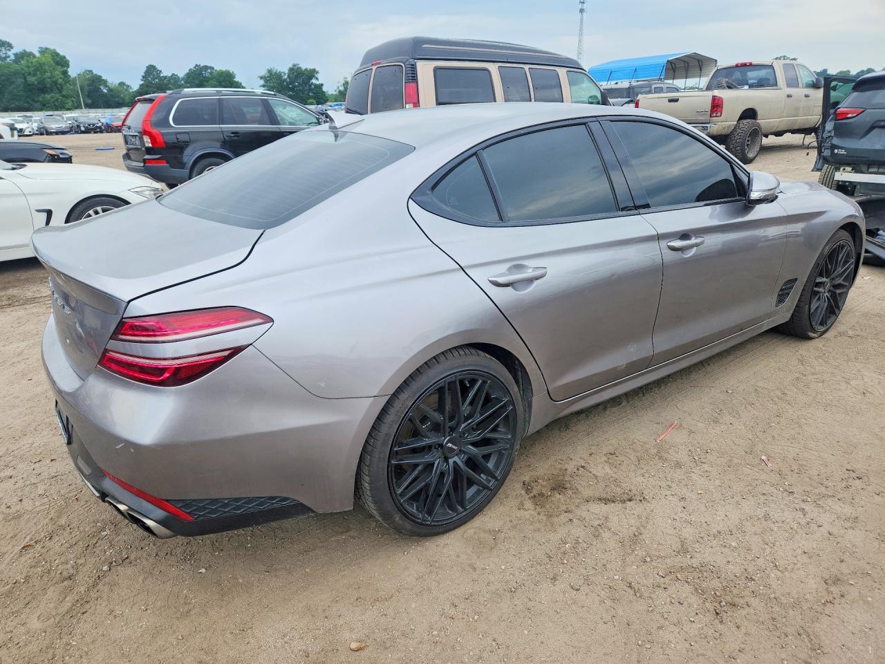 2023 Genesis G70 2.0T - zdjęcie 3