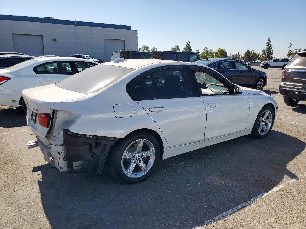 BMW Seria 3 - zdjęcie 3
