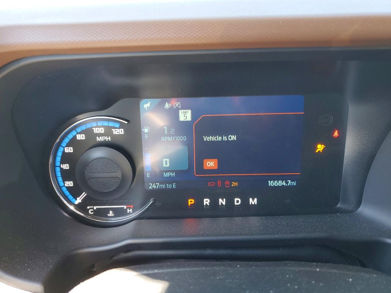 2024 Ford Bronco Outer Banks - zdjęcie 9