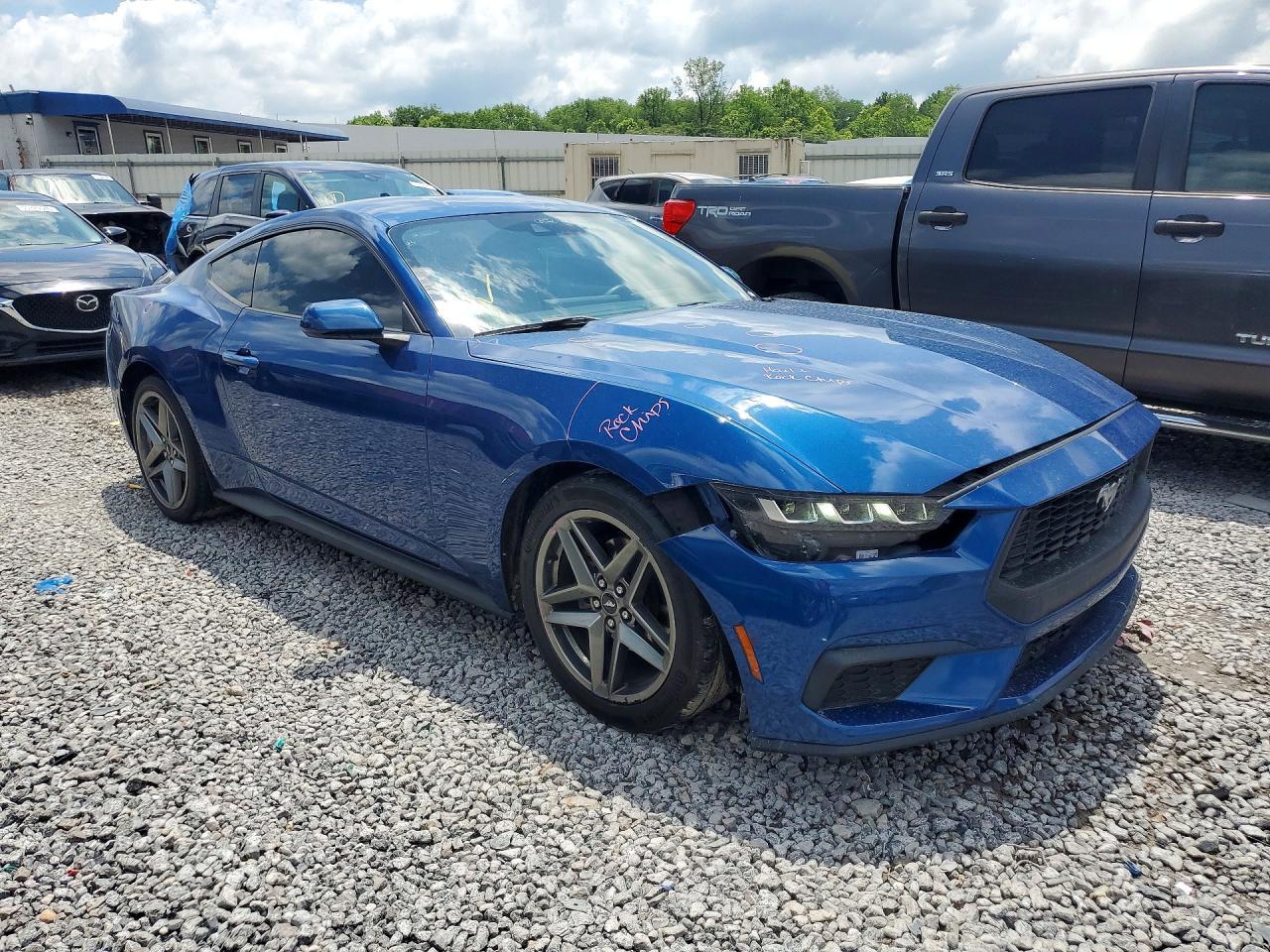 2024 Ford Mustang - zdjęcie 4