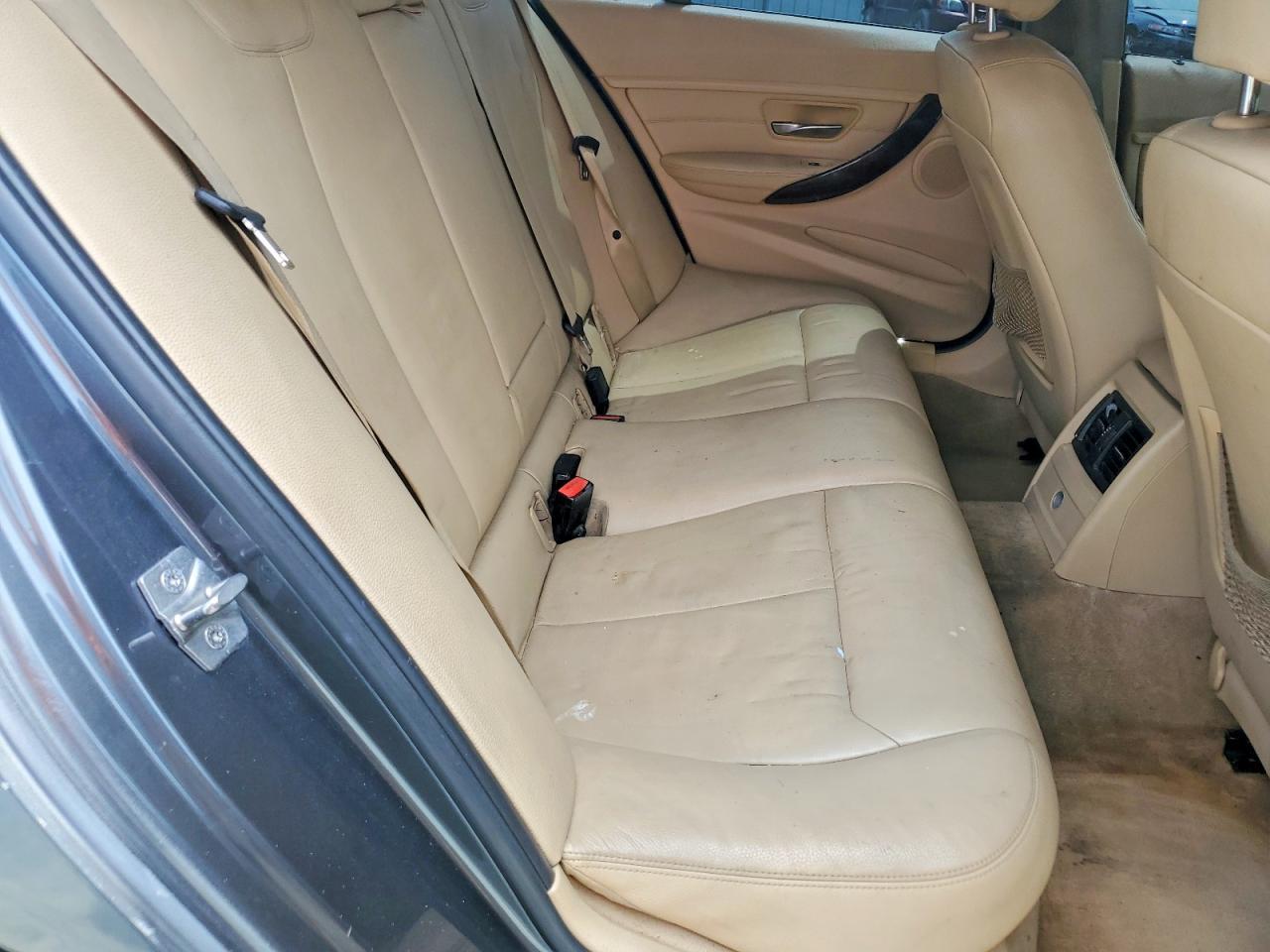 2013 BMW Seria 3 328i - zdjęcie 10