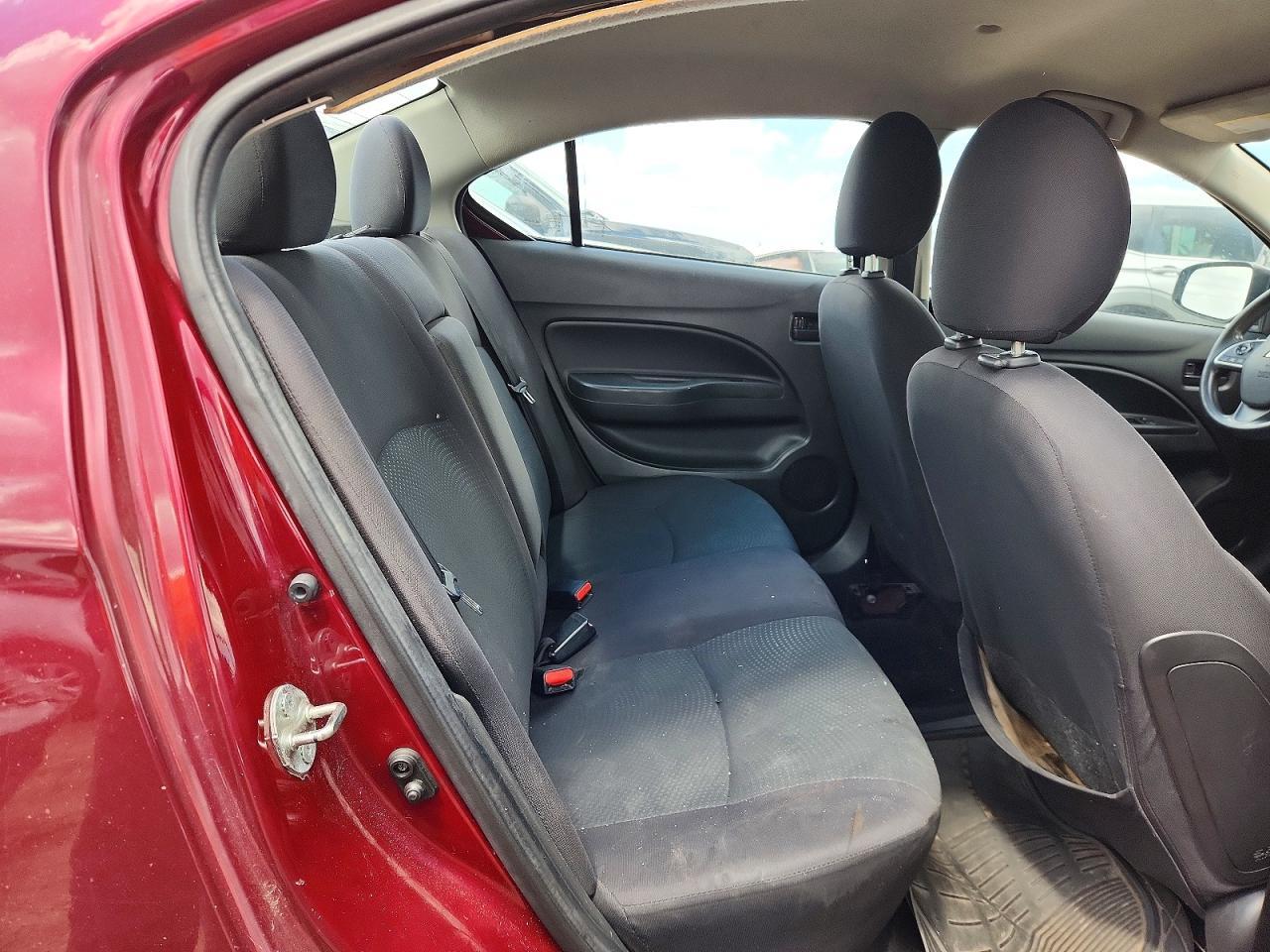 2019 Mitsubishi Mirage - zdjęcie 10