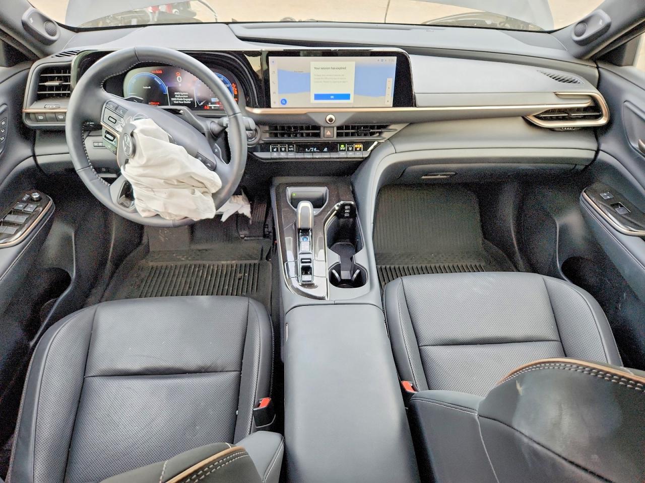 2024 Toyota Crown Platinum - zdjęcie 8
