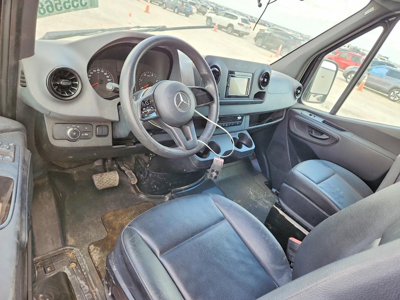2021 Mercedes-Benz Sprinter 3500 - zdjęcie 9