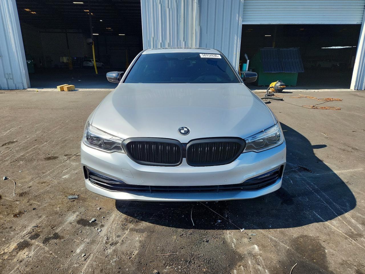 BMW Seria 5 - zdjęcie 5