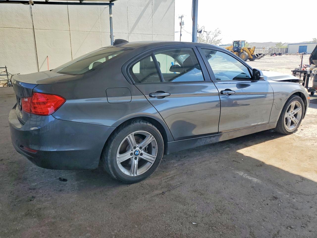 2015 BMW 320 I - zdjęcie 3