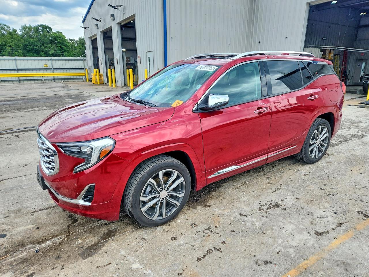 2020 GMC Terrain Denali - zdjęcie główne