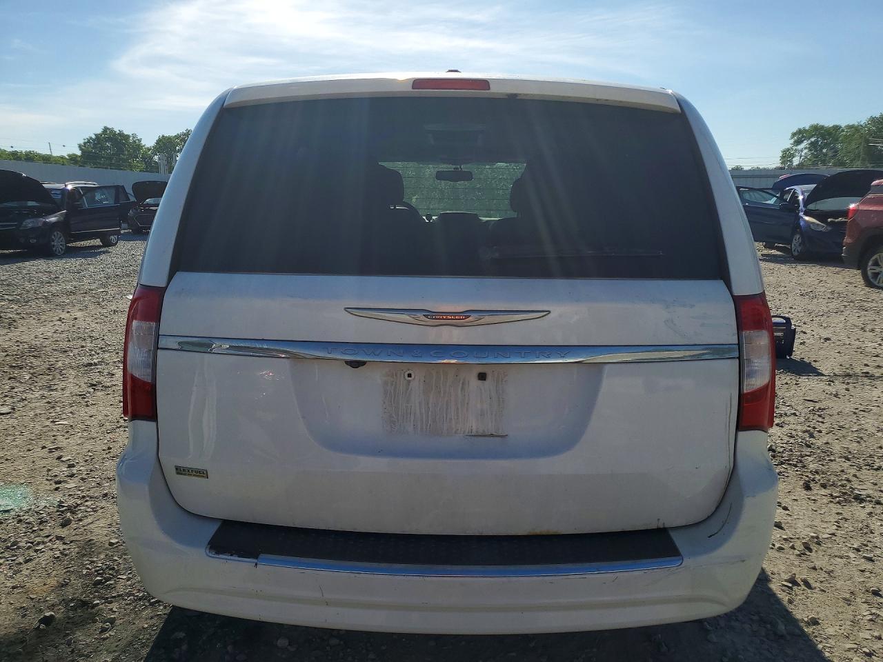 2015 Chrysler Town & Country Touring - zdjęcie 6