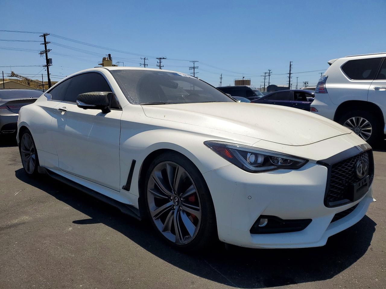 2021 Infiniti Q60 Red Sport 400 - zdjęcie 4