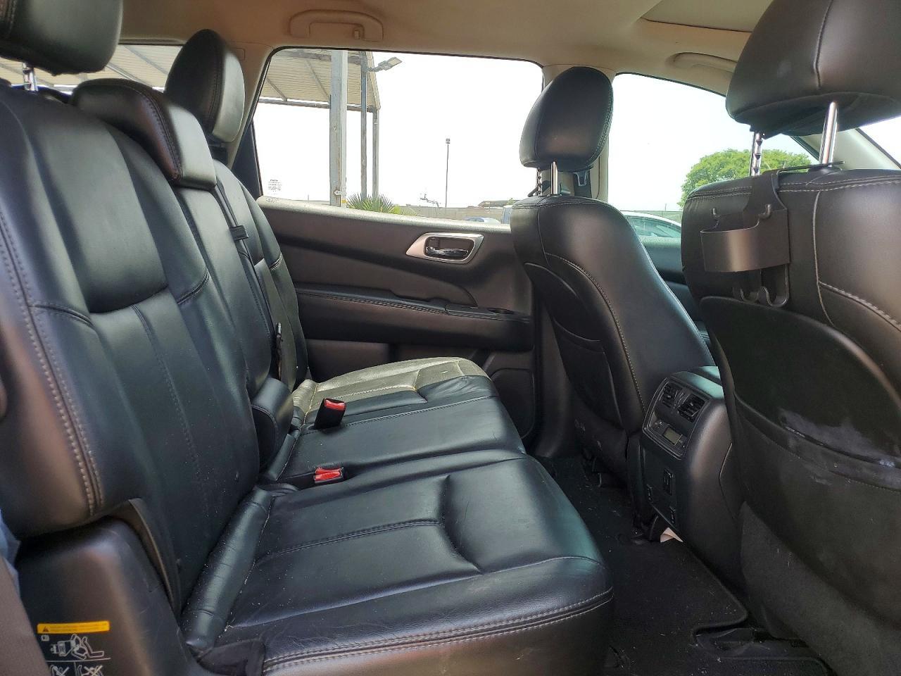 2014 Nissan Pathfinder Sl - zdjęcie 11