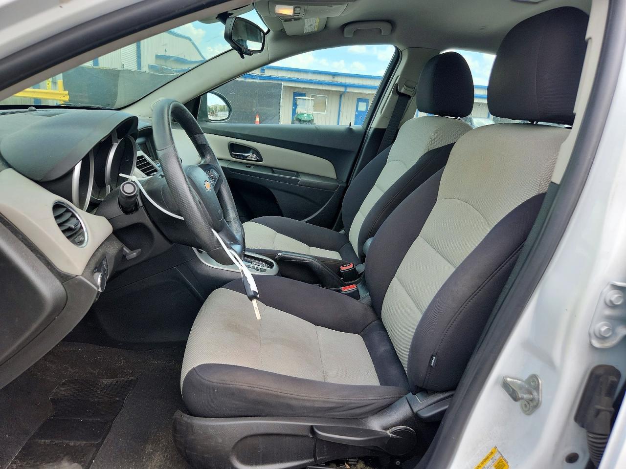 2014 Chevrolet Cruze Ls - zdjęcie 7