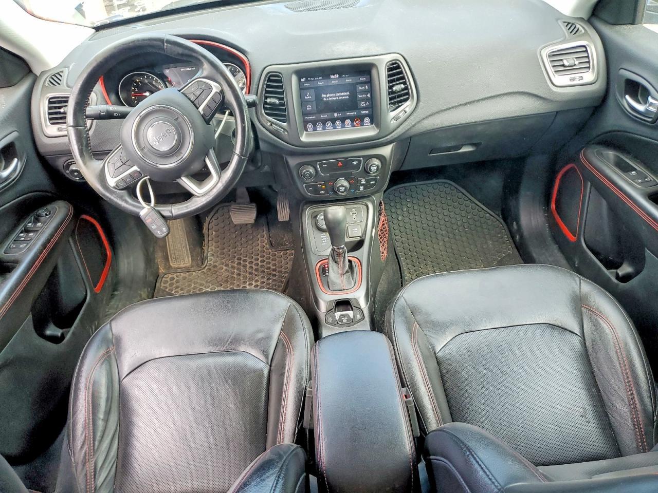 2018 Jeep Compass Trailhawk - zdjęcie 8