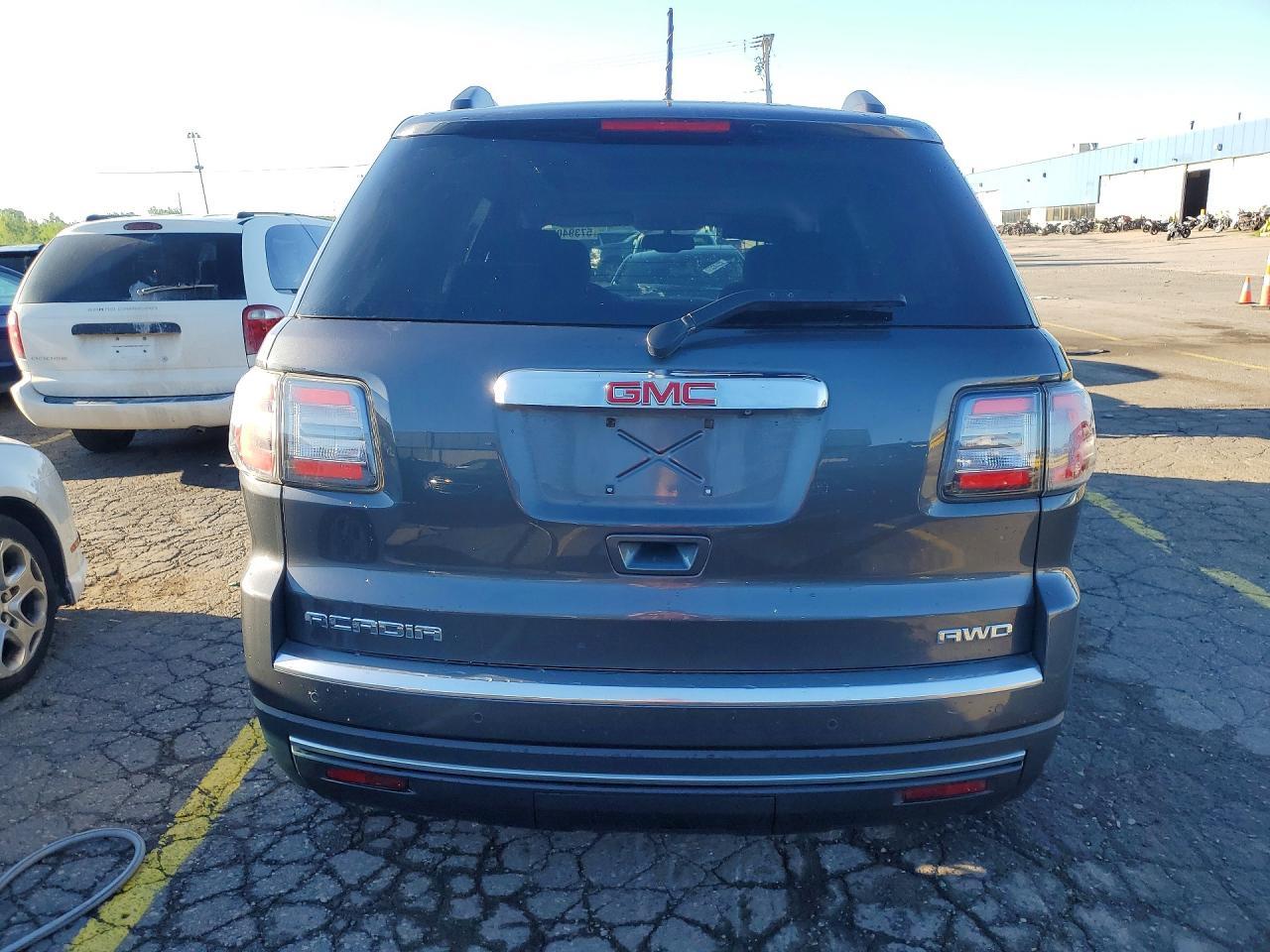 2014 GMC Acadia Sle - zdjęcie 6